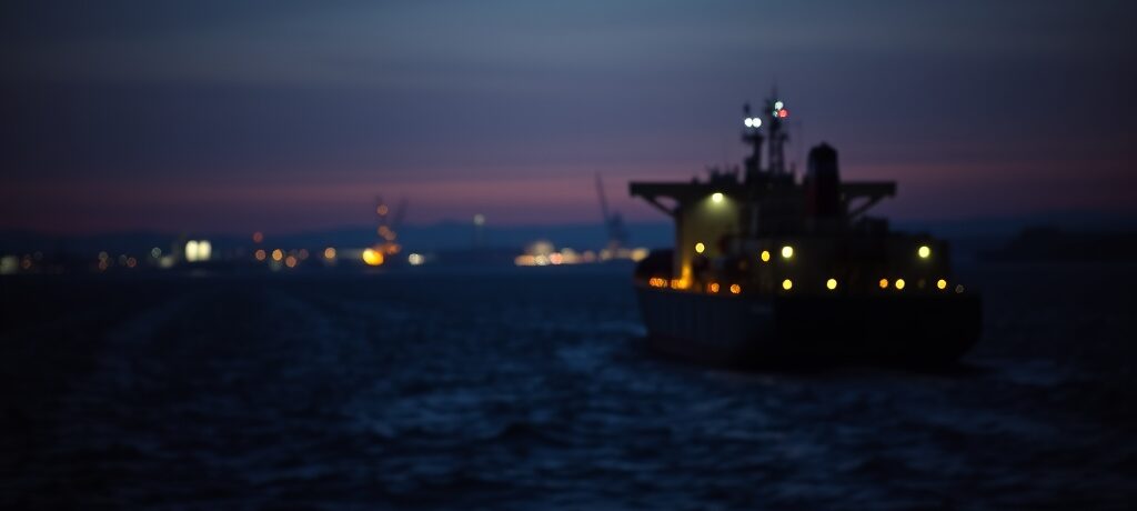 Gold Plummets $108 as Iran Rejects Talks, Hormuz Strait Remains Shut