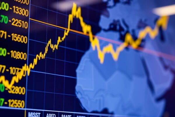 Gold Climbs Past $4,700 Mark as Trump Signals Iran War Conclusion